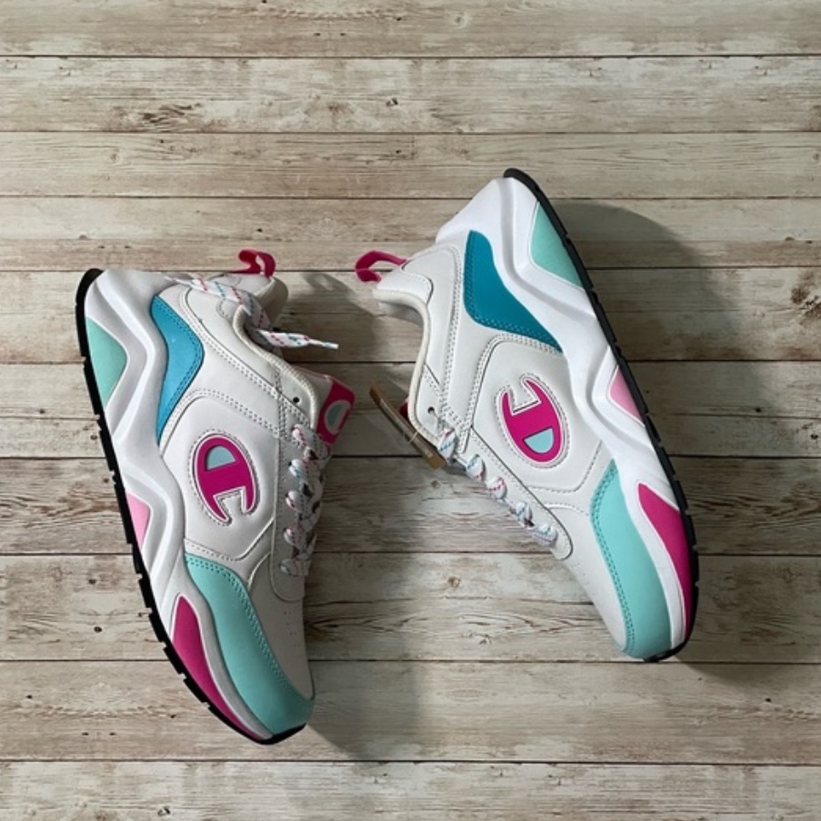 Champions Sneakers